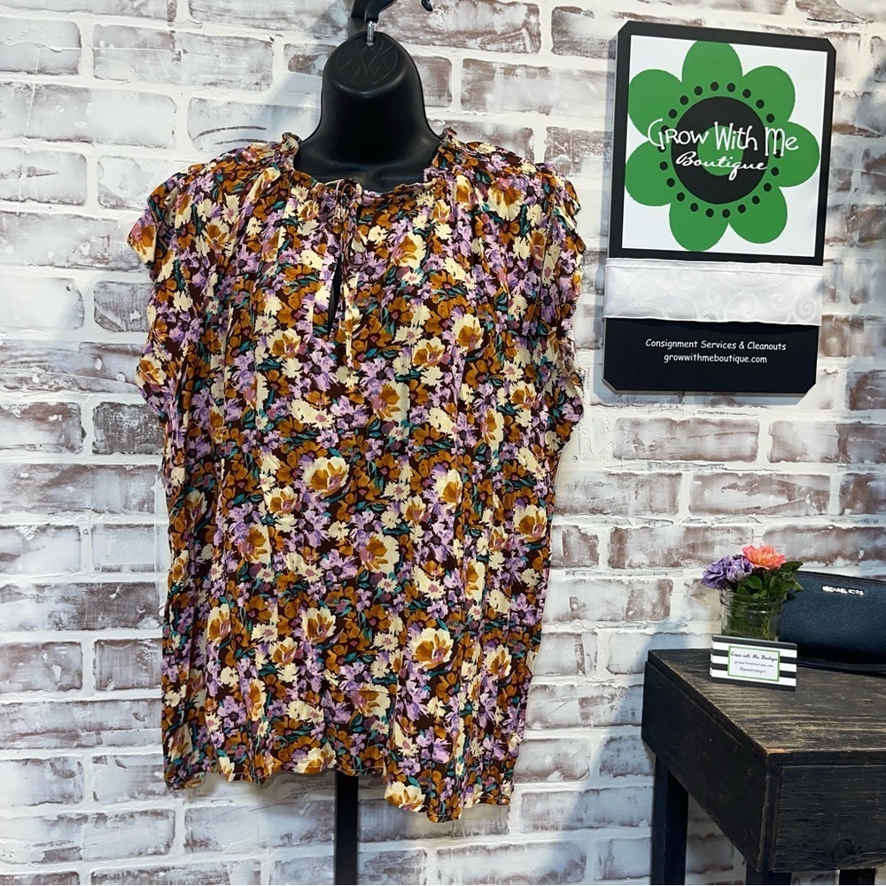 Eesome Brown and Orange Ruffled Sleeveless Blouse large